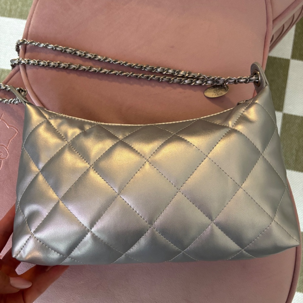 Silver shoulder bag - Picture 2 of 2
